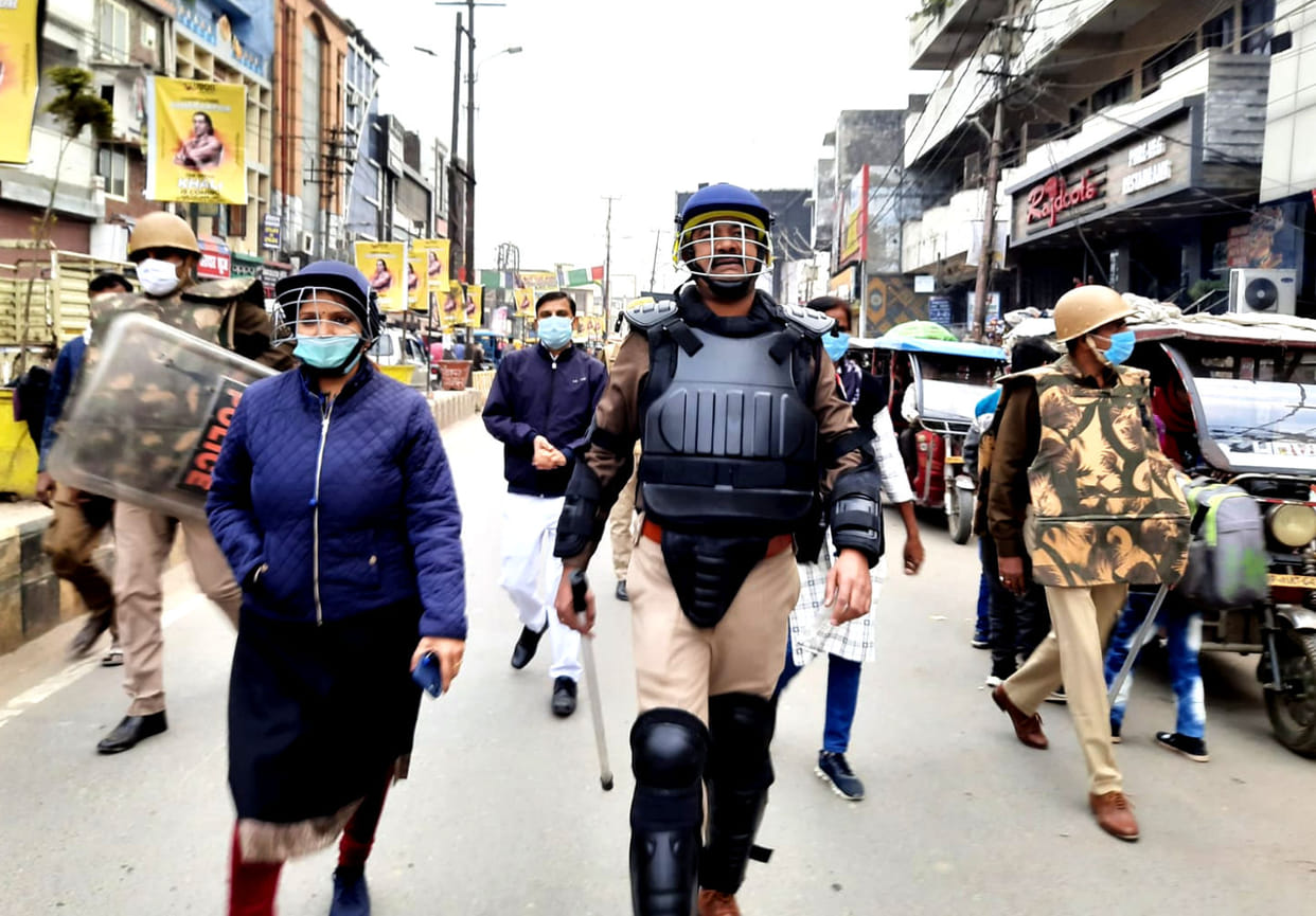 Police came out with team, riot control rehearsal