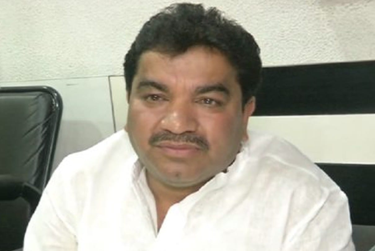 Viral video in Indore: The child demanded the MLA - bring me the idol of Ramji, then I will feed you lentils and baffles on your birthday...
