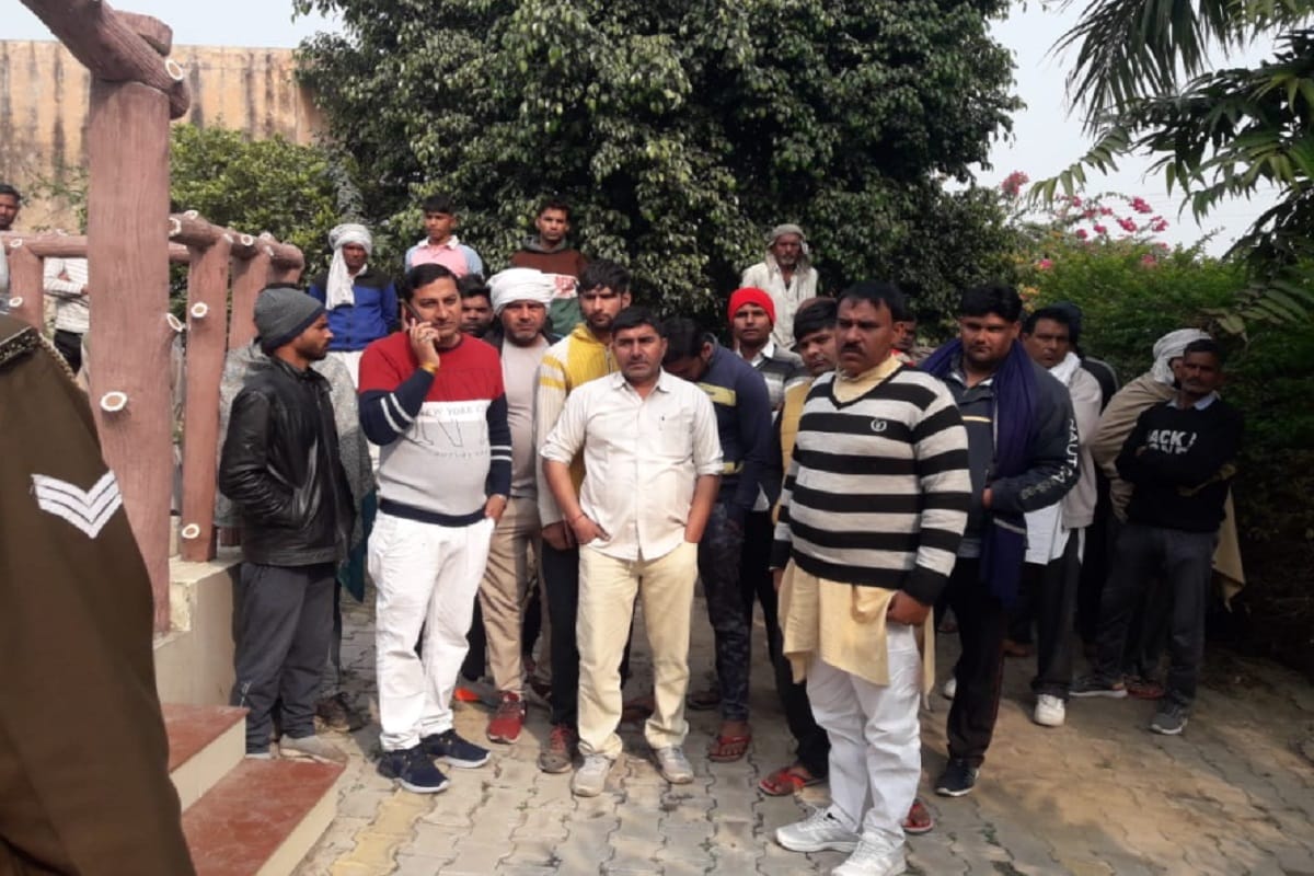 UP Crime News: Dead body of a youth has found in Sisauli village of Muzaffarnagar