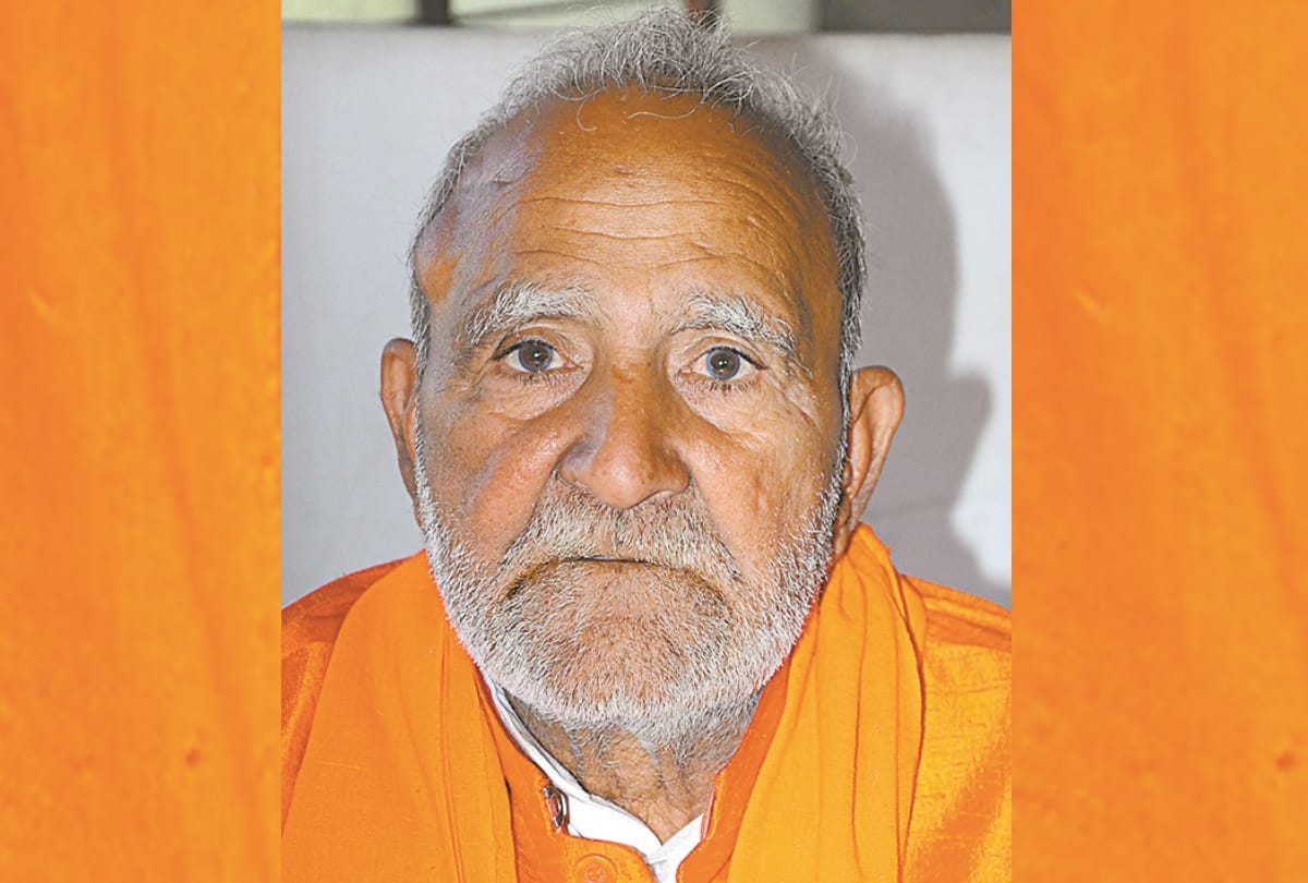 Former MLA Sundarlal Dikshit Speaks about his political journey.