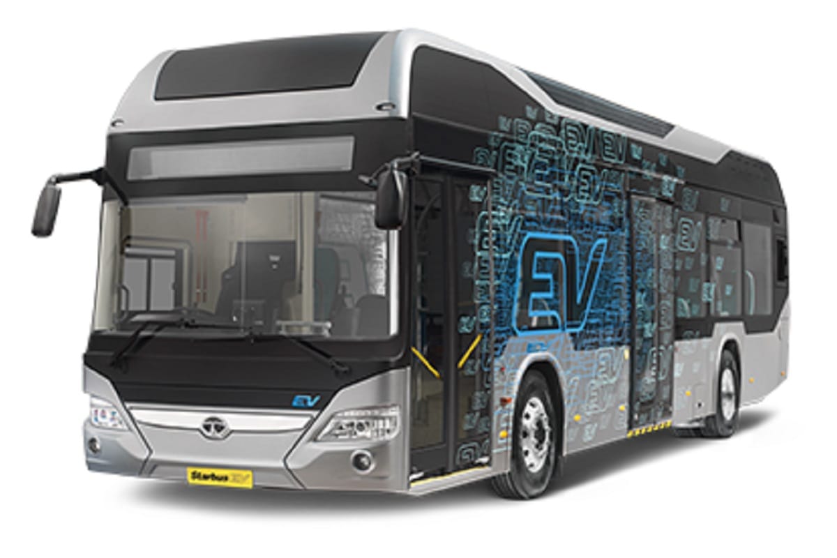 Tata Motors India’s largest commercial vehicle manufacturer, celebrates 1 lakh Tata Starbus customers