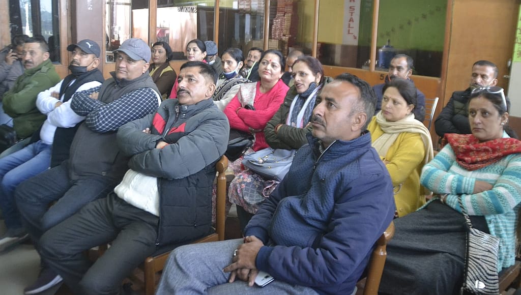 gramin vidya upasak demanded for old pension benifited