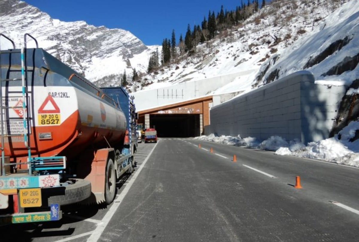 atal tunnel rohtang closed for maintenance work on monday anh thrusday
