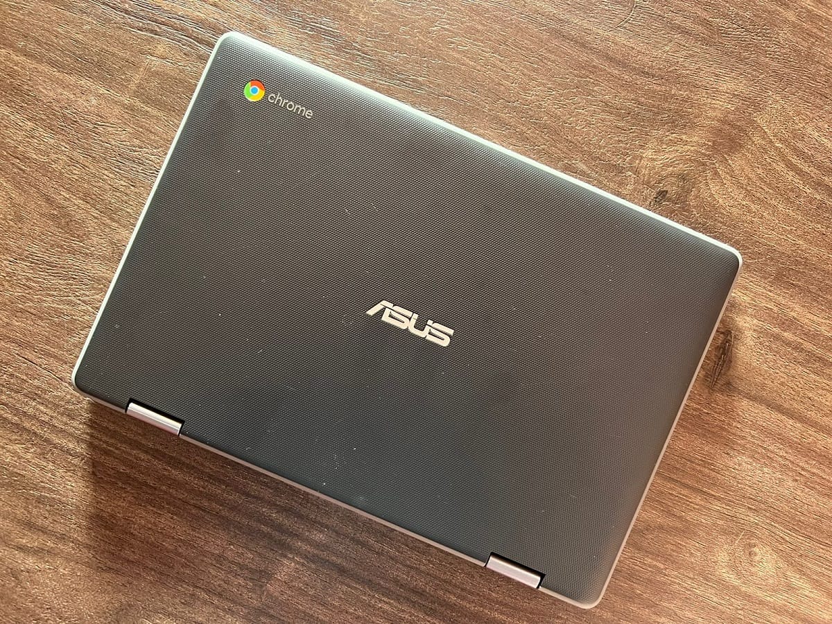 Asus Chromebook Flip C214 Review: How is this laptop coming in Rs 22,990