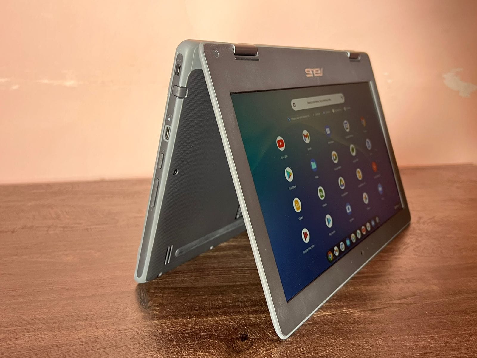 Asus Chromebook Flip C214