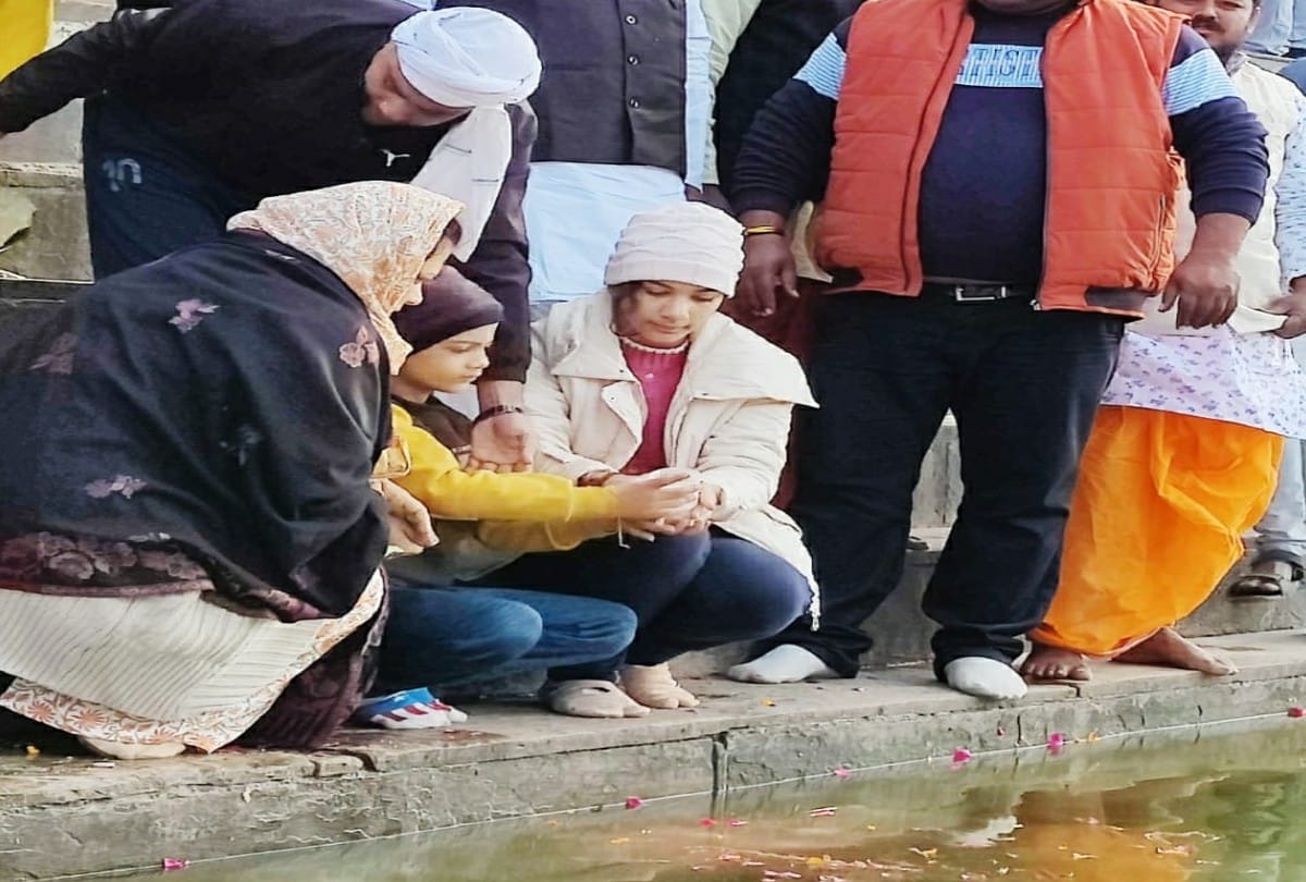 Bone Immersion Of Wing Commander Prithvi Singh in Hari padi in Soronji