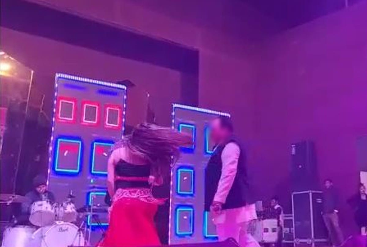 Gram Pradhan dance video viral with bar dancer in firozabad