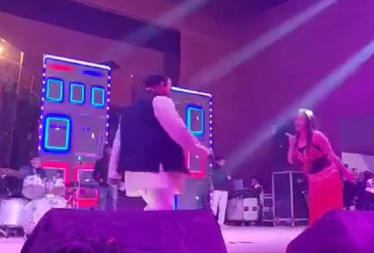Gram Pradhan dance video viral with bar dancer in firozabad