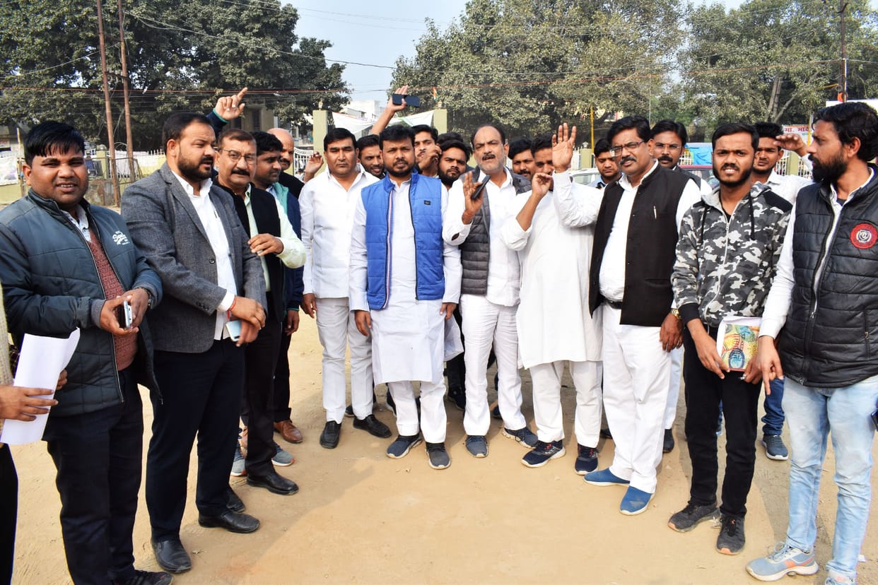 political,congress protest,shahjahanpur 140 vidhan sabha 2022, katra 136 vidhan sabha 2022, jalalabad 137 vidhan sabha 2022, tilhar 138 vidhan sabha 2022, powayan 139 vidhan sabha 2022, dadraul 141 vidhan sabha 2022