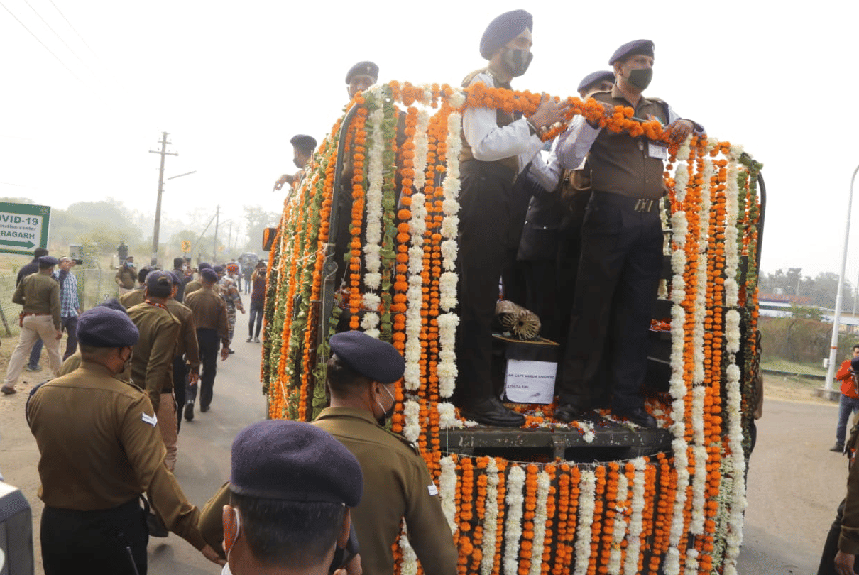 Group captain varun singh last rites performed in bhopal, bairagarh vishram ghat