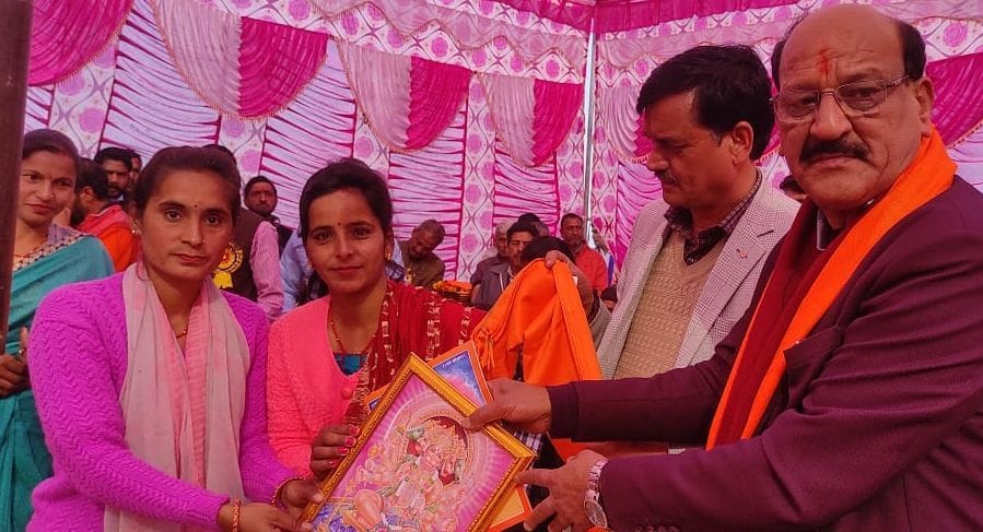 Make efforts together to protect religious culture: Uniyal