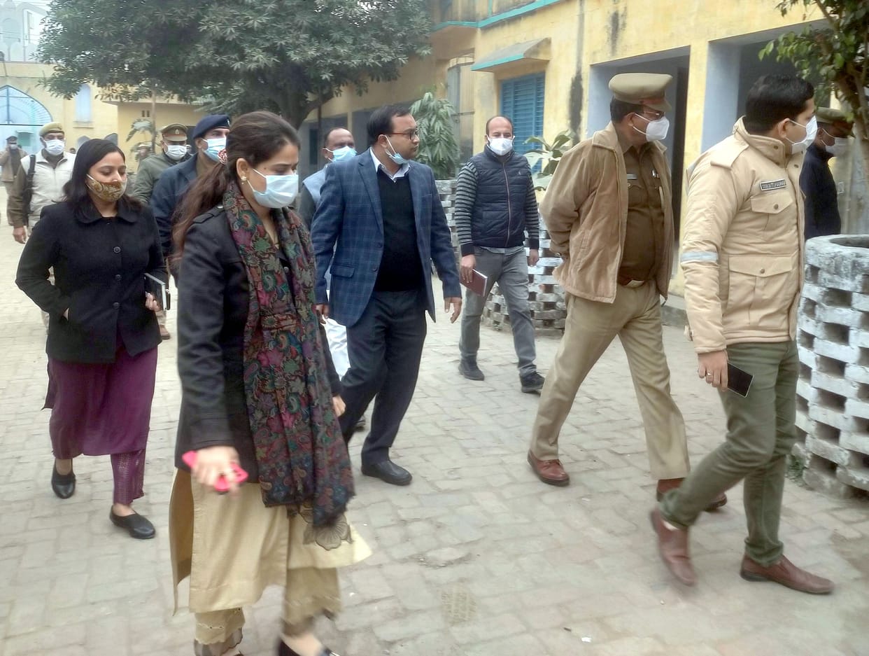 DM-SP inspects polling stations