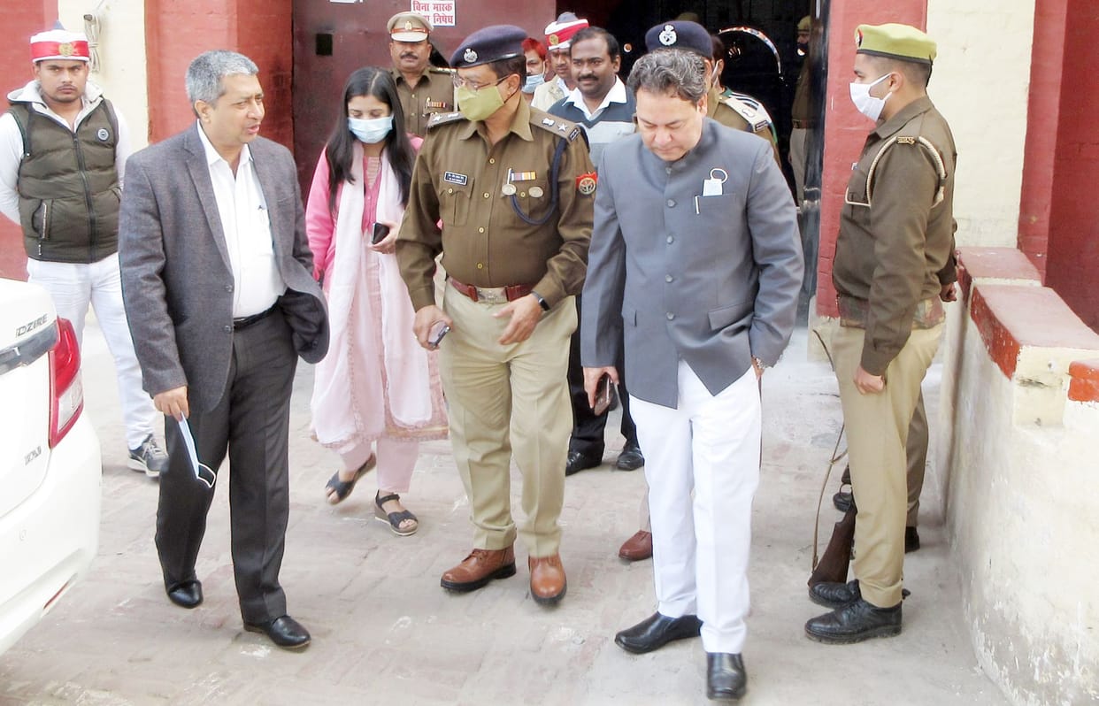 District Judge and DM-SSP inspected the jail