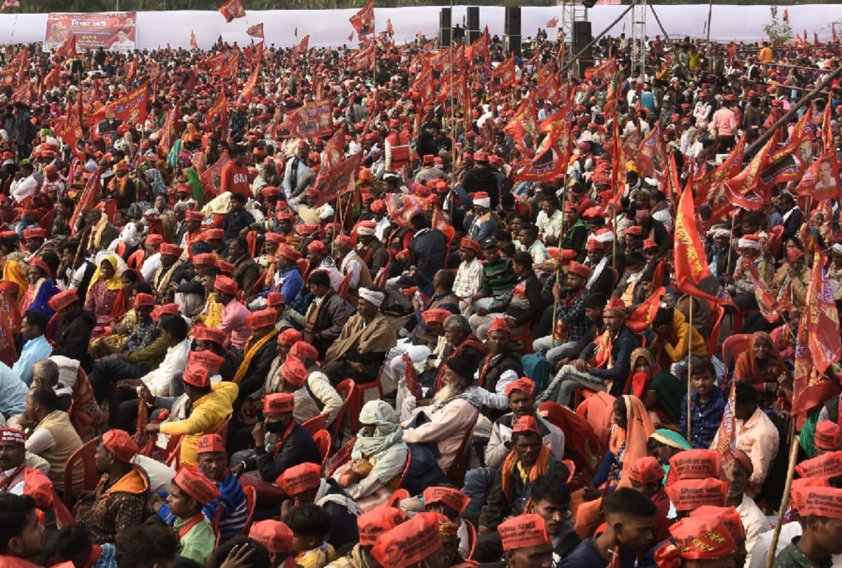 Lucknow: Home Minister Amit Shah said, the alliance of BJP and Nishad Party will cross 300 in the 2022 elections.