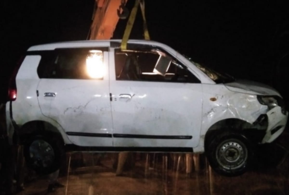 Lucknow: Car collapses in Indira canal four dead including innocent search continues for two innocent