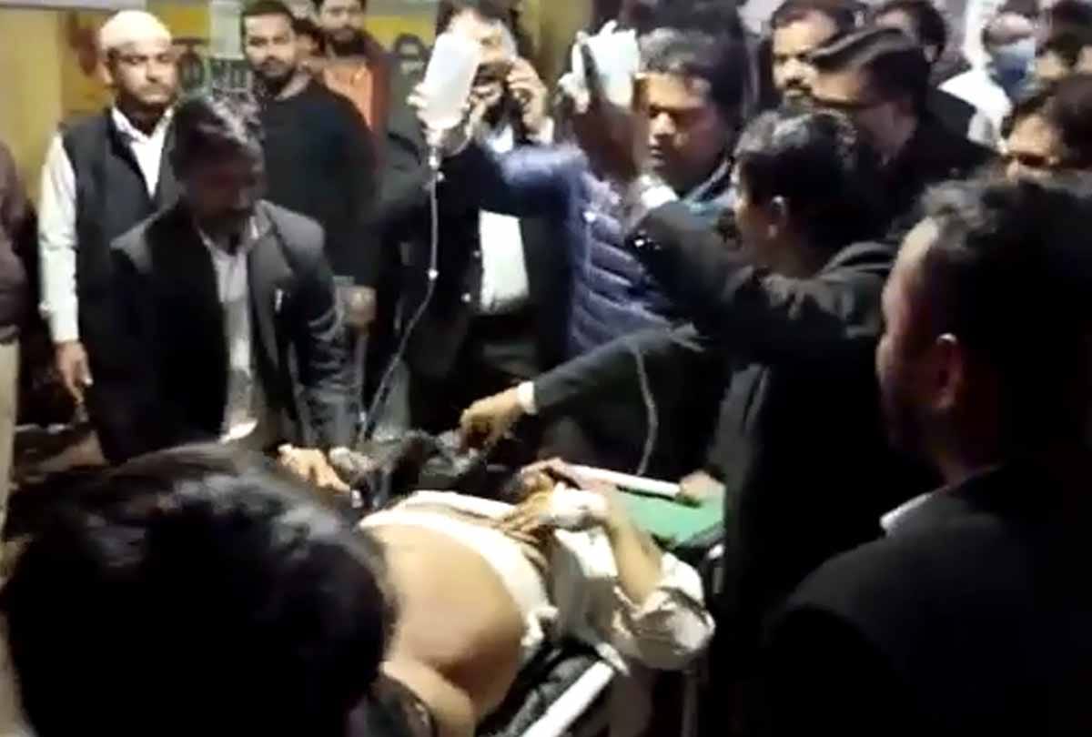 Lawyer murder case: One named accused surrenders, police is checking CCTV footage
