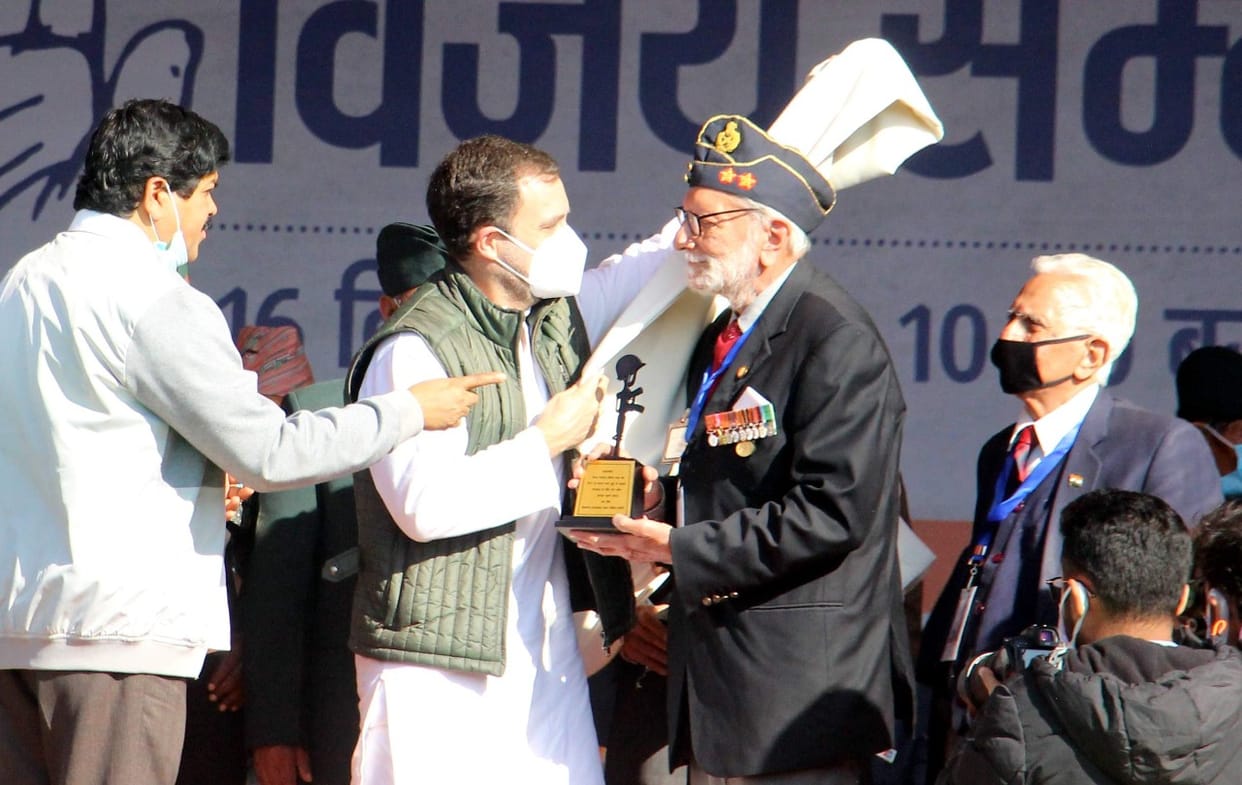uttarakhand elections 2022 rahul gandhi dehradun rally analysis: This time Congress concentrate on nationalism and Hindutva