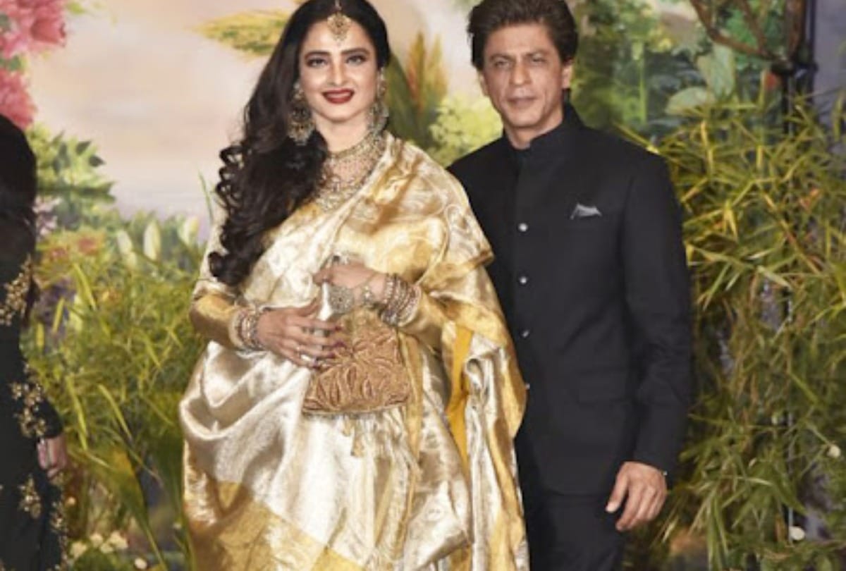 rekha got emotional when talked about shahrukh khan on stage called him diamond