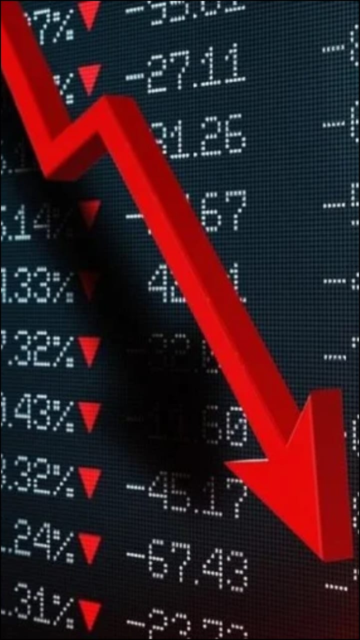 Stock Market latest update Break on share market gains Sensex breaks 555 points Nifty closes below 18200