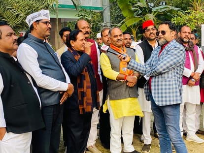UP Assembly Election 2022 pratapgarh Live Debates And Discussions Coverage News Updates In Hindi