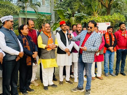 UP Assembly Election 2022 pratapgarh Live Debates And Discussions Coverage News Updates In Hindi