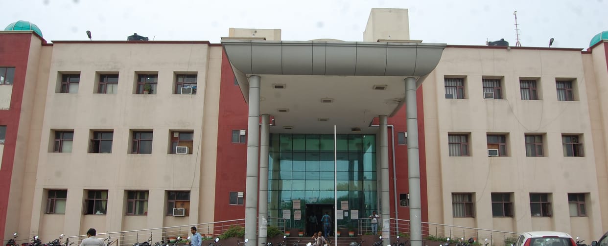 Thousands of defaulters, crores of outstanding, how should every house be light