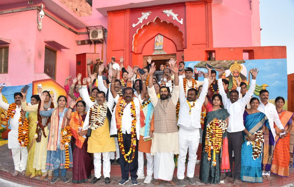 Ramnagari reached 32 mayors overwhelmed