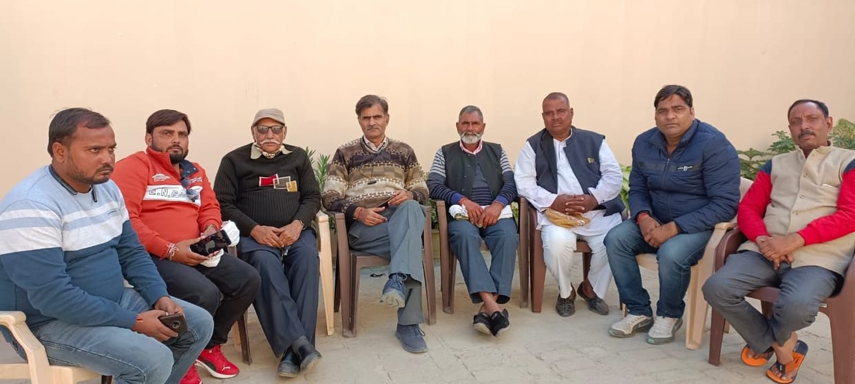 Aligarh: Farmers announced, in-charge minister Suresh Rana will not be allowed to enter the district
