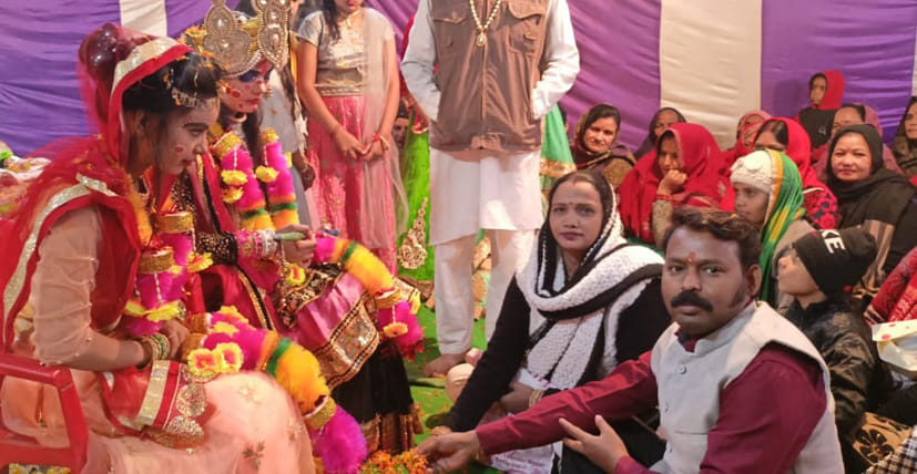 Devotees dance on hymns in the marriage of Lord Krishna and Rukmani