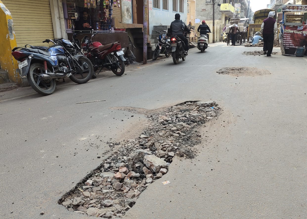 road dig for water line, negligence