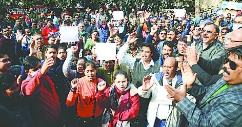Warning of bank workers... the government should not force the farmers to run a movement