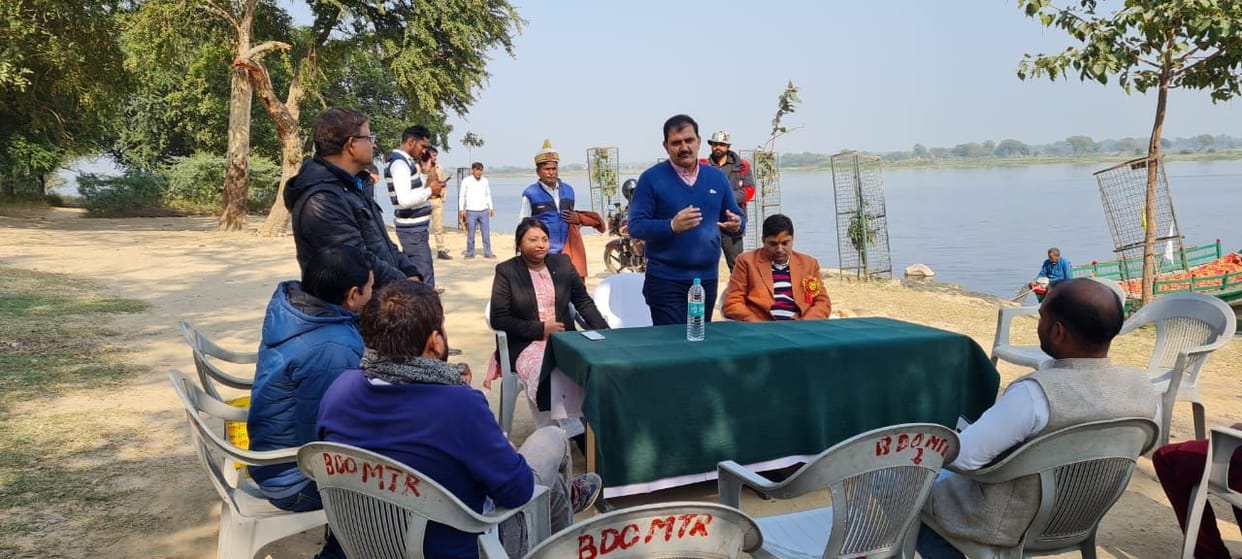 Mathura: Money picnic instead of celebration on the banks of Yamuna
