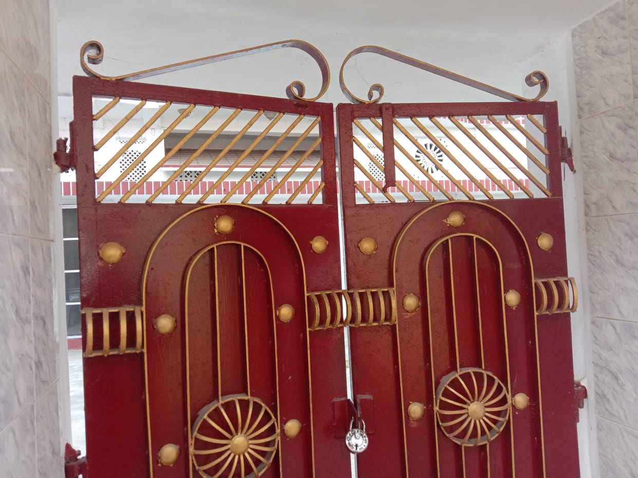 SP leader Rajiv Rai's ancestral house locked