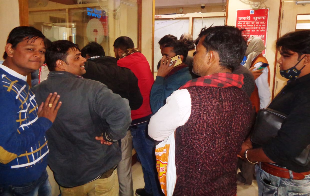 Banks opened after two days, crowd gathered