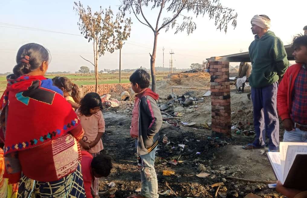 Fire in residential hut, household destroyed