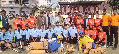 Srichand Hockey Club Hardoi won the first match of the tournament