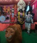 अजीतगंज में देवी जागरण में प्रस्तुति देते कलाकार