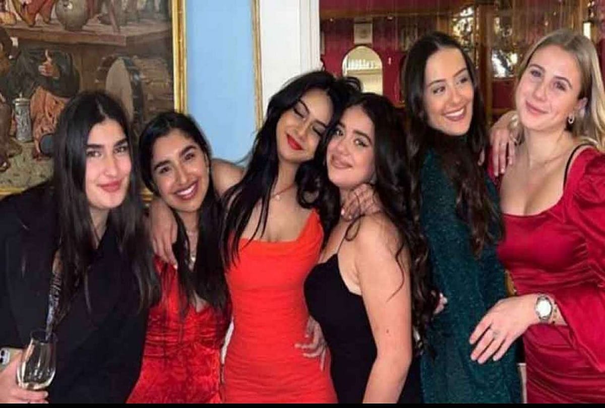 Ajay Devgn-Kajol's daughter Nysa's new photos in bodycon dress break the internet