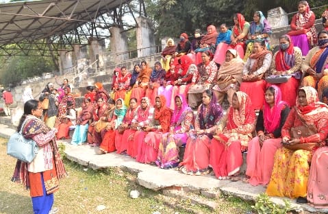 Anganwadi workers threatened to go on strike