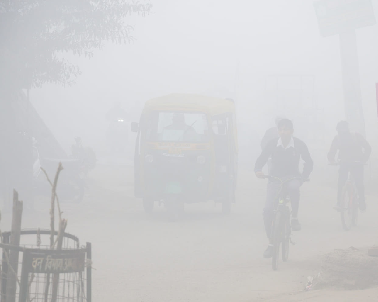 Schools will open from today after winter vacation Cold and fog still persist Roorkee Uttarakhand Weather News