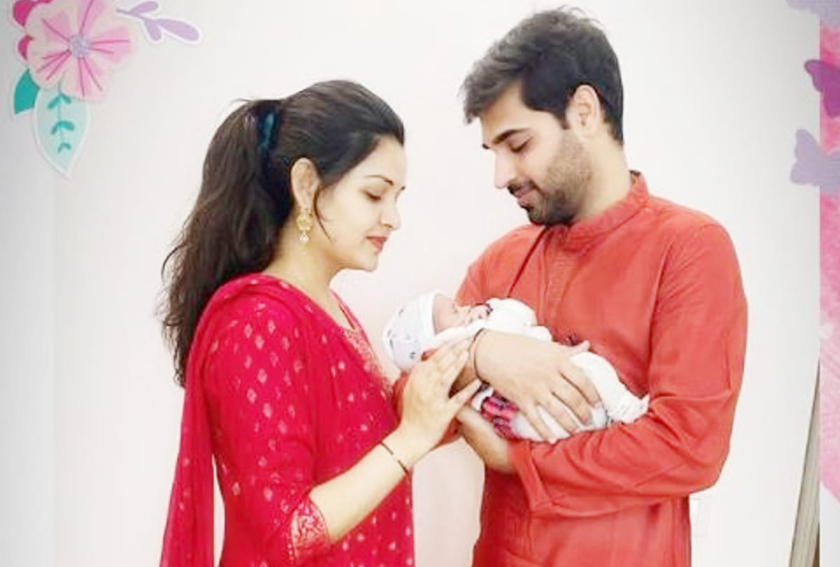 PHOTO: Bhuvneshwar shares picture with wife Nupur and daughter; Raina and Karan Sharma reacts