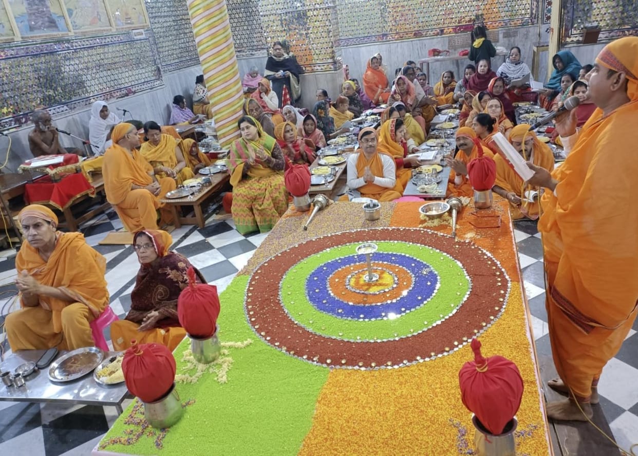 Shantinath Vidhan celebrated with pomp, temple complex resonated with the sound of mantras