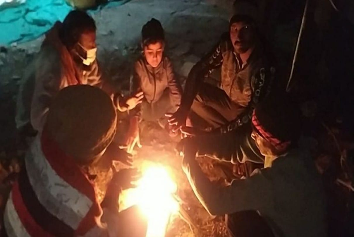 Indore: Cold winds increased the chill, in Indore the mercury dropped till 9 and in Ujjain till 7...