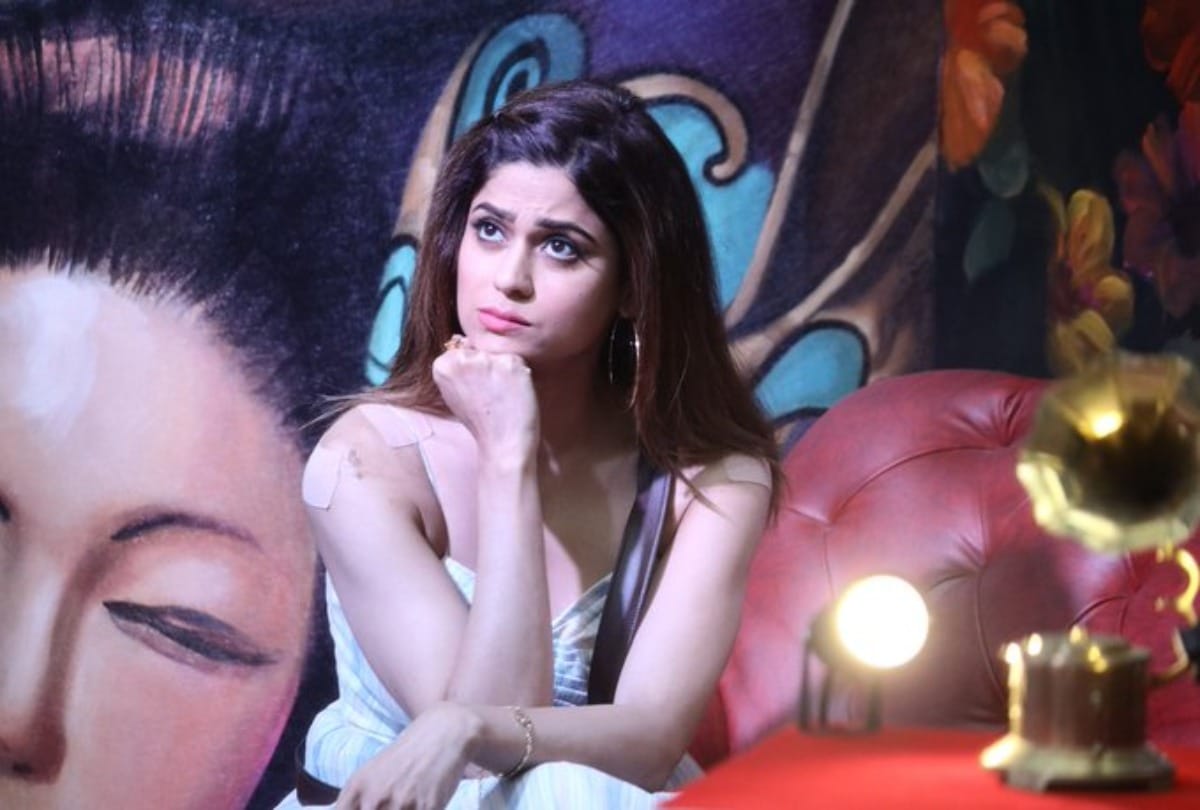 Shilpa Shetty shares video of sister Shamita Shetty Bigg Boss journey and says it is time to come home with the trophy