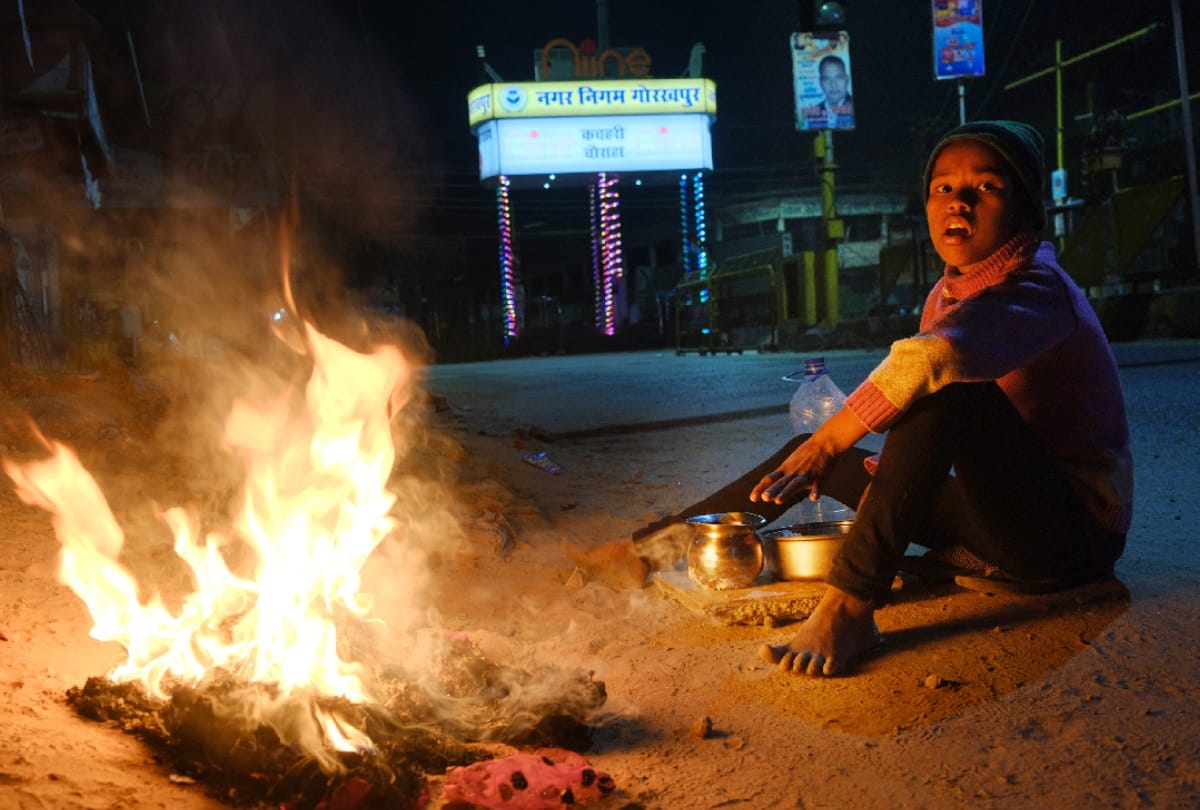 Sunday cold day due to mercury being five degrees below normal in Gorakhpur