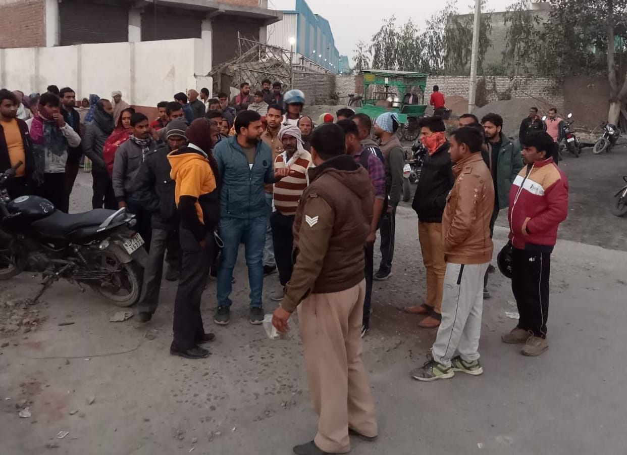 Kanpur dehat : Operator dies after falling from packing machine, relatives did not report