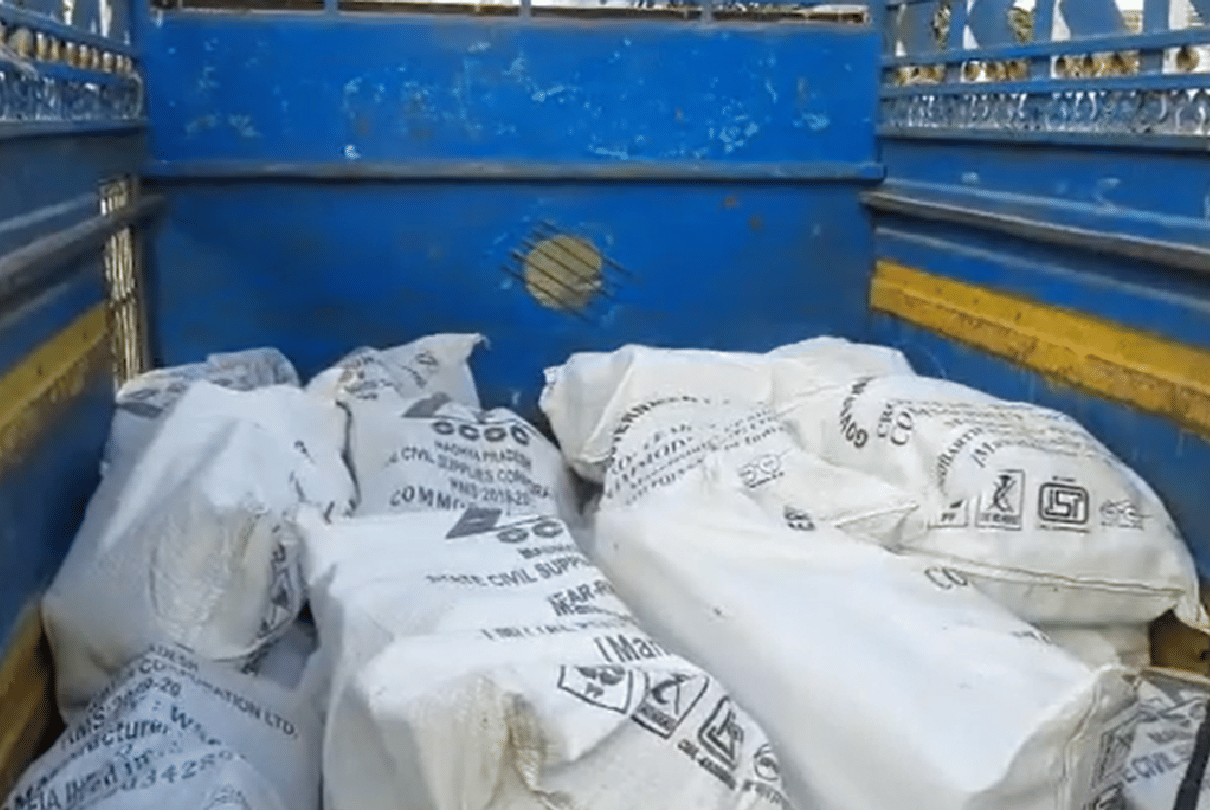 Bhind Drug Racket Busted: One thousand kg of ganja was being brought from Andhra Pradesh in a banana truck, Bhind police caught