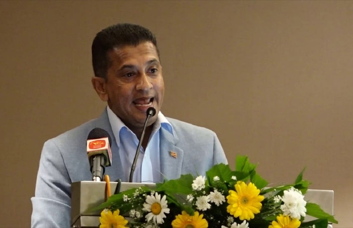Crickter Roshan Mahanama will spend the earnings from his book in charitable work