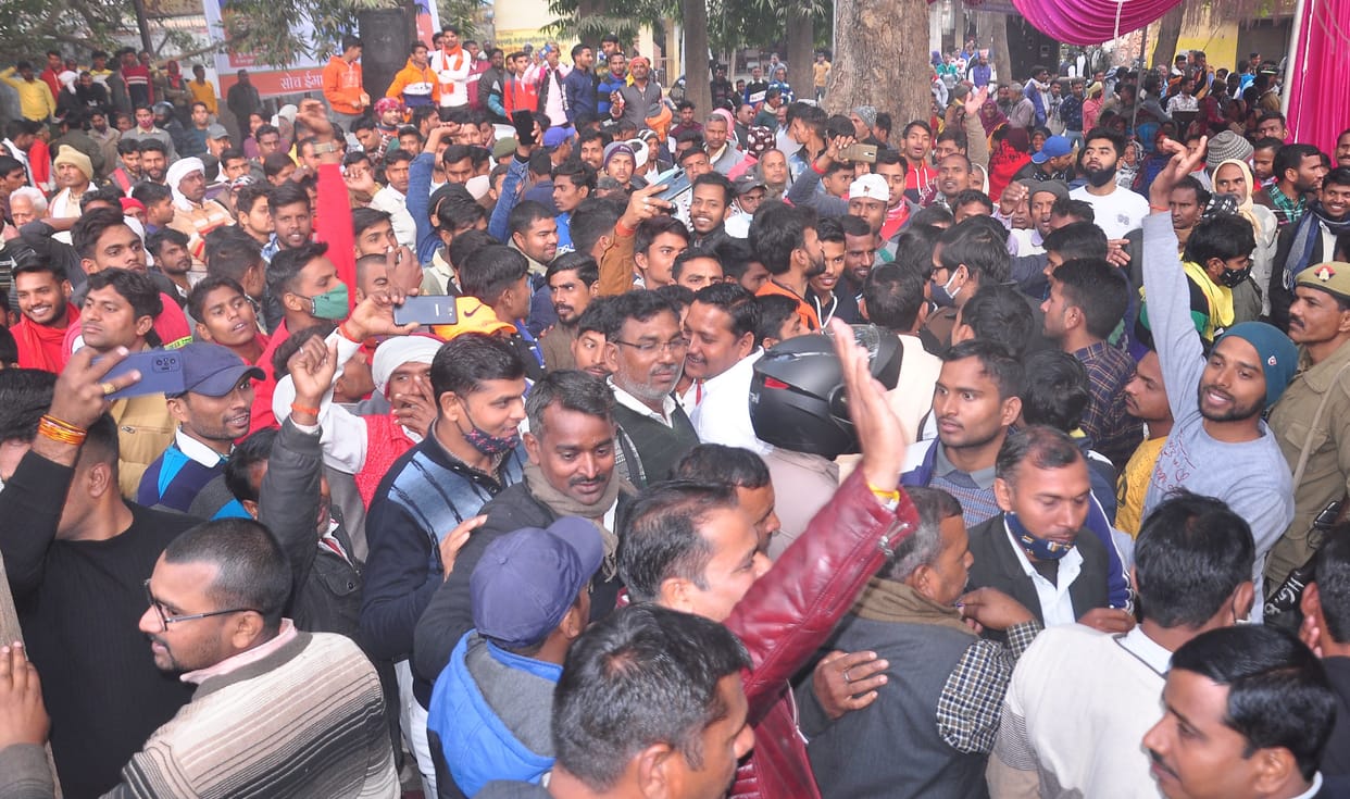 Police upset due to information about picketing in the court