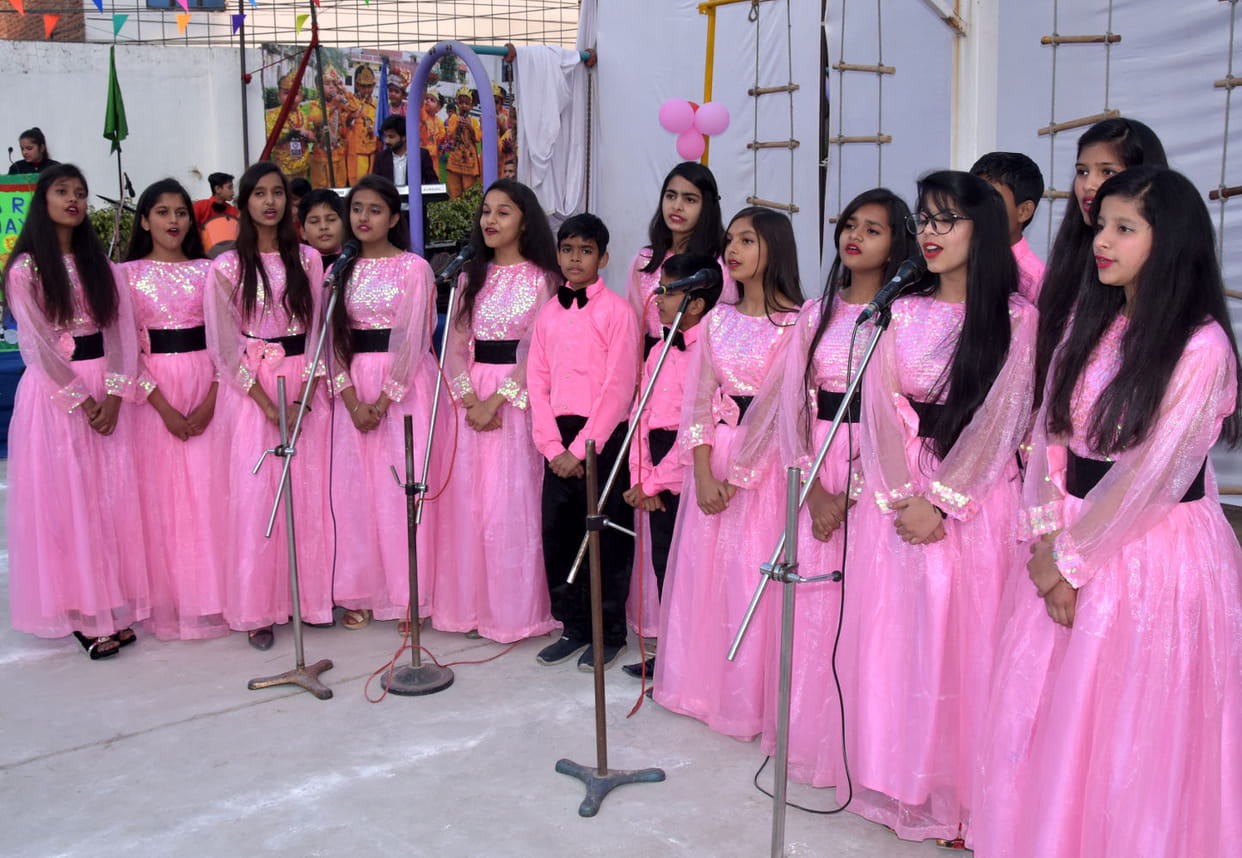 Children showed talent in sports held on Sports Day